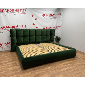 Bed CESENA (200 x 200cm, with velvet finish)